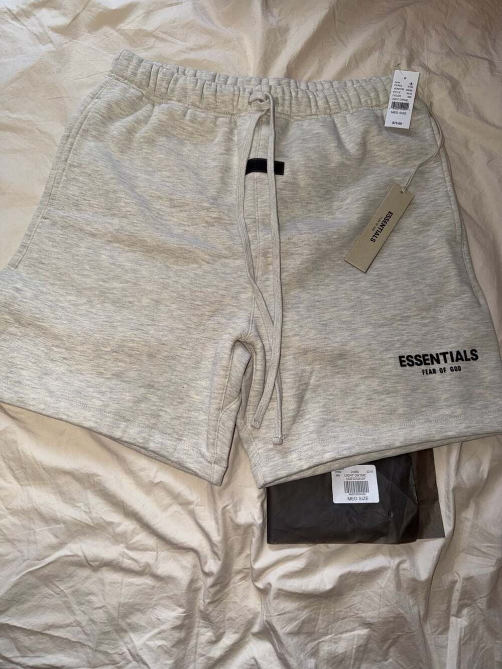 Fear of God Essentials Sweat Shorts Light Oatmeal Size M